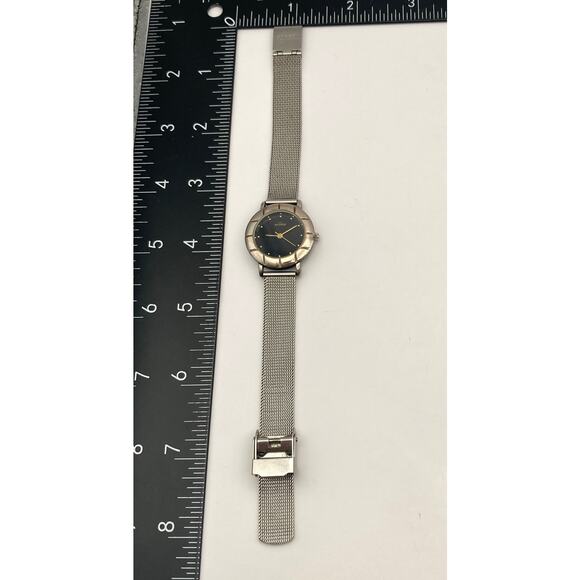 Skagen Sterling Slim Womens Watch 26mm with New Battery - Adjustable Mesh Band - Picture 8 of 10